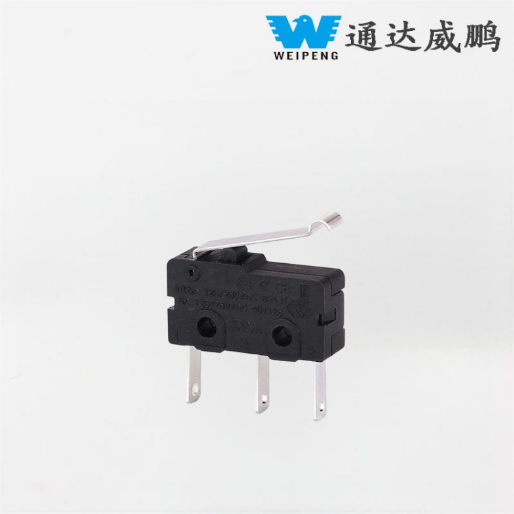 Mały, pyłoszczelny przełącznik trójbiegunowy